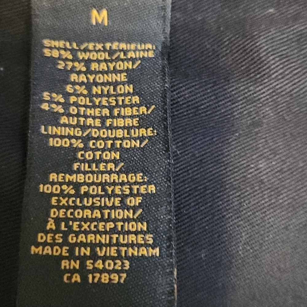Men's Vest - Picture 5 of 5